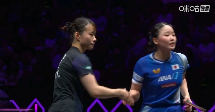  石洵瑶鏖战张本美和，重庆冠军赛女单止步八强。 体育新闻