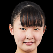  石洵瑶鏖战张本美和，重庆冠军赛女单止步八强。 体育新闻