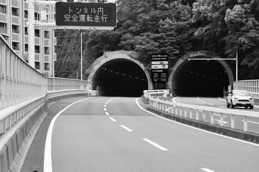  多地接连发生较大事故，国务院安委会办公室紧急响应；挂牌督办四起典型案件，敲响安全警钟。 新闻