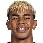  规则面前人人平等；年轻球星亚马尔因资历不足错过巴萨主席选举投票。 体育新闻