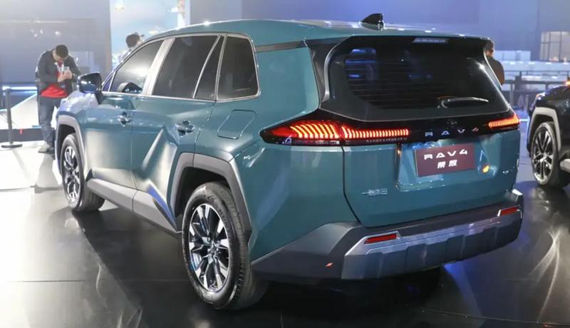  想换车又怕踩坑？丰田RAV4这次降价真能冲吗？ 汽车科技