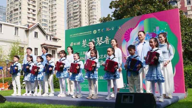  技术视角下的愚园路手风琴开放麦：一场艺术与城市空间的深度融合实验 文化旅游