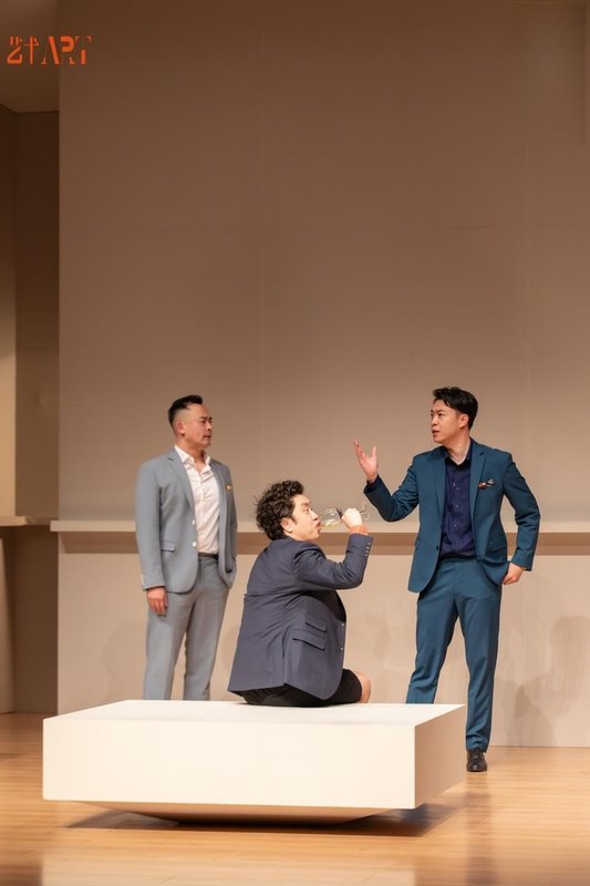  陈赫重返话剧舞台：一场关于表演节奏与角色塑造的技术拆解 娱乐新闻