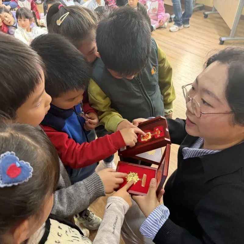 红色基因数字化传承:长宁校园沉浸式思政教育的技术解构与实践路径 教育招生